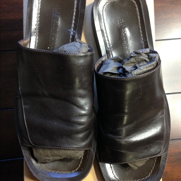 Harold Powell Brown Leather Sandals - Picture 3 of 6